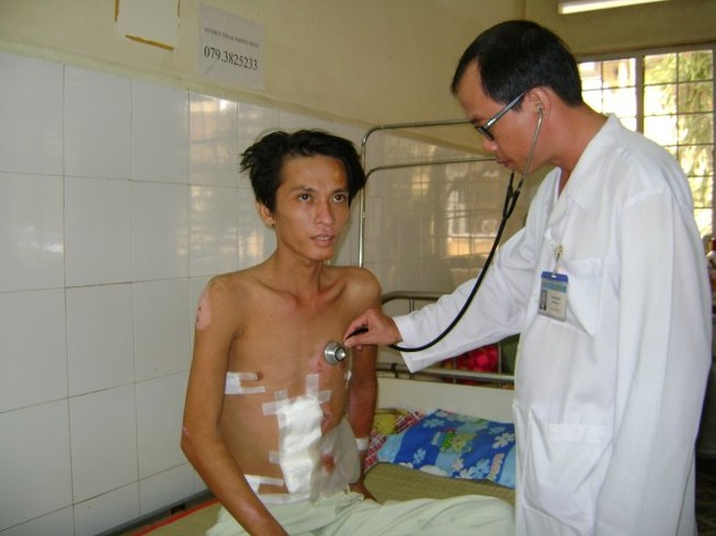 Cứu sống bệnh nhân bị giập vỡ gần hết nội tạng