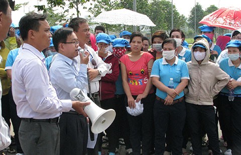 Chủ ‘mất tích’, người lao động... mất hết