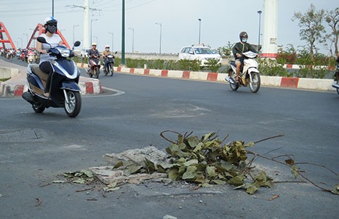 Hố ga bể nắp gây nguy hiểm