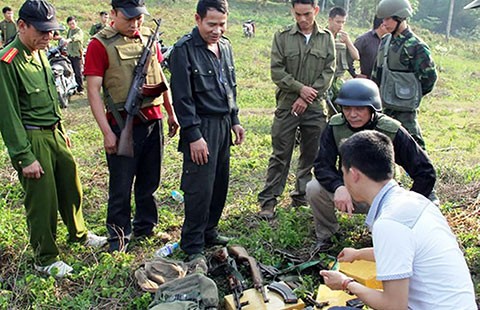 Truy bắt bọn buôn ma túy qua biên giới