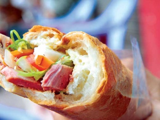 Vụ 28 người nhập viện do ăn bánh mì: 100% mẫu thực phẩm nhiễm vi khuẩn