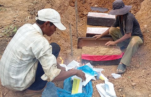 400 ngôi mộ ‘biến mất’ khi san lấp mặt bằng