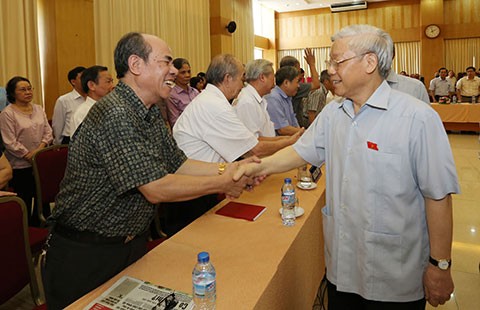 Chính quyền phải được giám sát bởi nhân dân