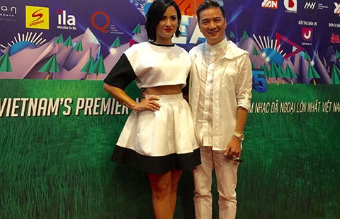 Hôm nay, Demi Lovato diễn ở YAN Beatfest 2015