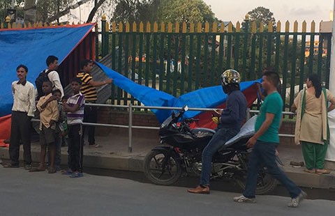 Dư chấn 7,4 độ Richter: Nepal lại ‘chết’