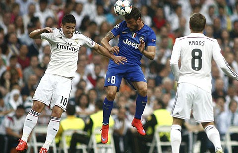 Real Madrid mất ngôi vì hụt hơi
