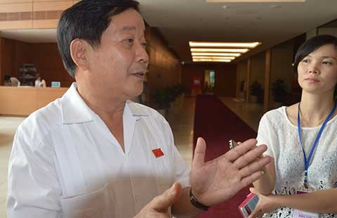 Biển Đông: Tránh lọt vào vòng xoáy các siêu cường