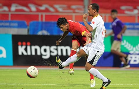 U-23 VN – U-23 Đông Timor (4-0): Lấy lại ngôi đầu