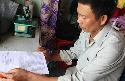 Bị đánh gãy chân, vất vả đòi xử lý