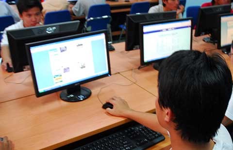 Luật phải hạn chế tối đa rủi ro trên mạng