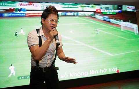 Lương Viết Quang và Cáp Anh Tài sôi nổi trong lễ công bố giải thưởng Fair Play 2015
