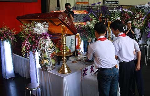 Nhớ hai nhạc sĩ giữ tâm hồn trẻ thơ