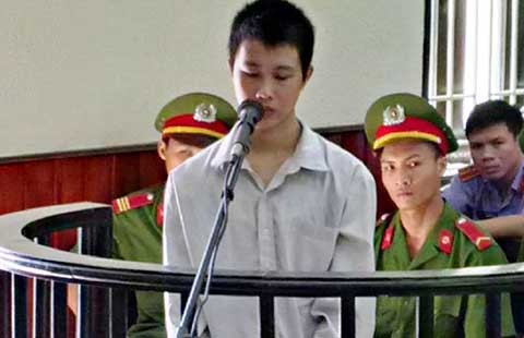 Giết người vì câu nói ‘tình yêu như chó gặm’
