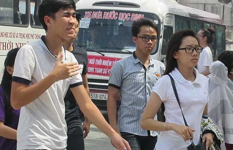 Đi thi có xe đưa rước