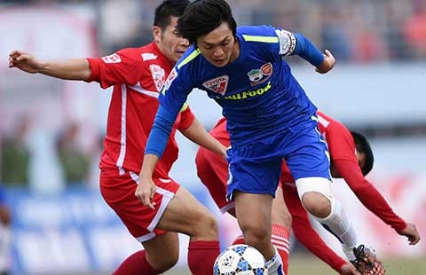 V-League, HAGL - Hải Phòng: Thế dựa lưng tường