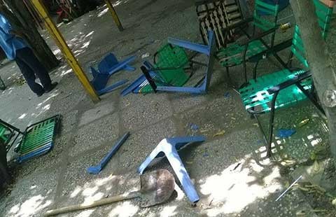 Vào quán truy sát giữa ban ngày