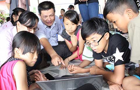 Gia đình sẽ đón trẻ ở nhà Hạnh Phúc về nhà