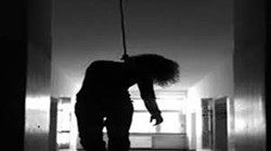 Gửi mẫu giám định vụ treo cổ tại trụ sở công an xã