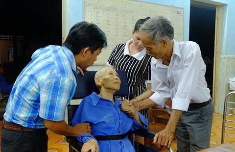 Trở về sau gần 50 năm lạc người thân