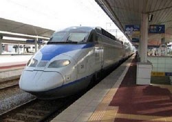 Đoàn tàu hỏa với hành trình 14.400 km