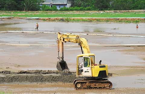 Khiếu kiện đông người về đất đai gia tăng
