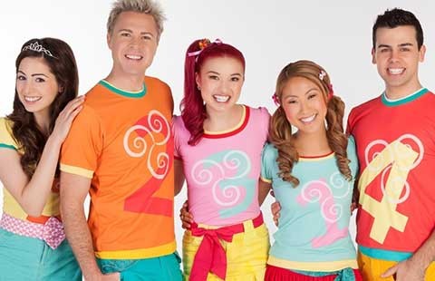 Nhóm nhạc kịch Hi5 đến TP.HCM