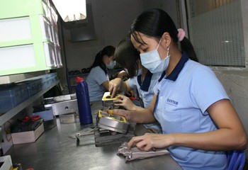 Làm thêm ngày lễ, tết được hưởng tối thiểu 300% lương