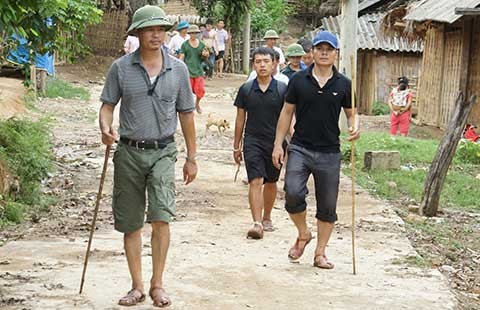 Truy tìm con dao sát hại bốn người ở Nghệ An