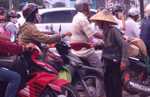 Người ăn xin tái xuất hiện ở TP.HCM