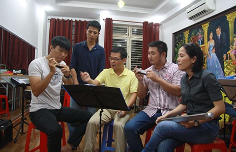 Đưa harmonica ra sân chơi quốc tế