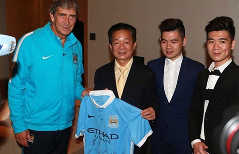 Vấn đề của bóng đá VN: Sau Man. City, ai dám mời nữa?