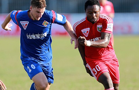 Vòng 19 V-League: Cá nằm trên thớt