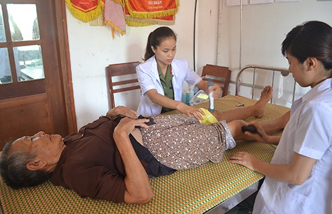 Khám bệnh tình nguyện trên đảo Lý Sơn