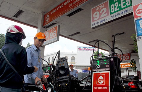 Xóa sổ toàn bộ xăng A92: Không dễ!