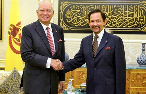 Brunei và Malaysia tìm hòa bình trên biển