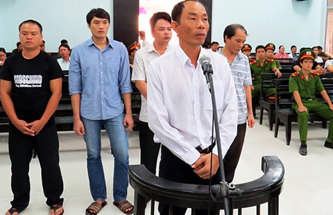 Vụ ăn chặn kỳ nam: Vỡ trận cuộc nhậu 'giải cứu' trưởng công an