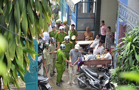 Lên cơn nghiện dọa cha mẹ