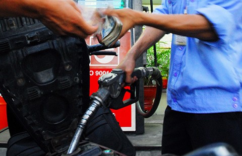 Thấy gì từ lãi khủng của Petrolimex?