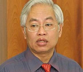 Ông Trần Phương Bình xin lỗi khách hàng và cổ đông Đông Á