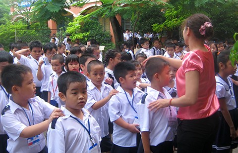 Lại điệp khúc trường lớp quá tải