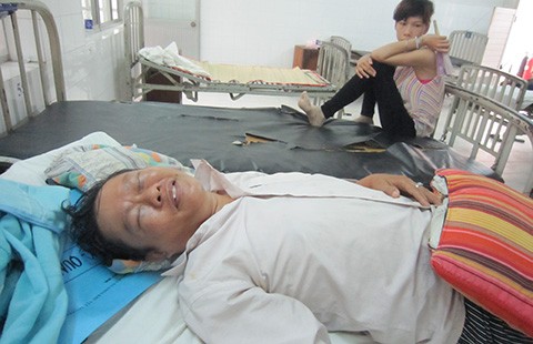 Đòi tiền công, đánh người nhập viện
