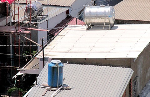 Hiểm họa ‘bom nước’ trên đầu