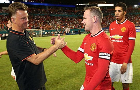 Rooney về với thực tại