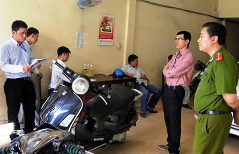 Tăng quyền thi hành án cho thừa phát lại
