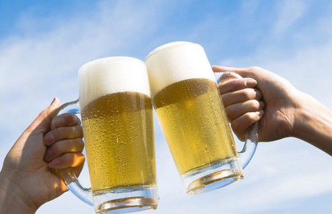 Kiểm điểm cán bộ vì không uống bia Sài Gòn