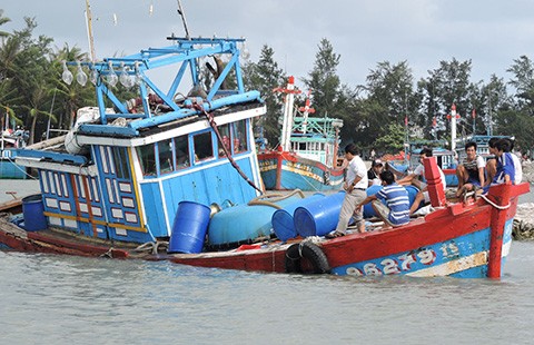 Đà Nẵng, Quảng Ngãi thiệt hại nhiều sau bão