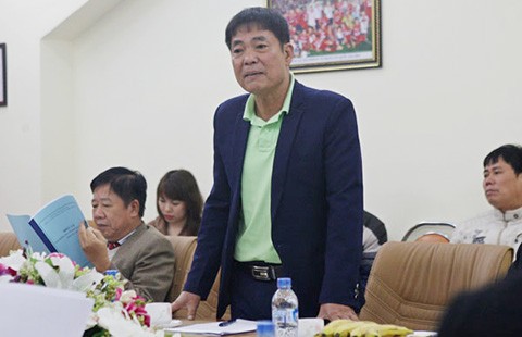 ‘Bộ máy điều hành V-League có vấn đề!’