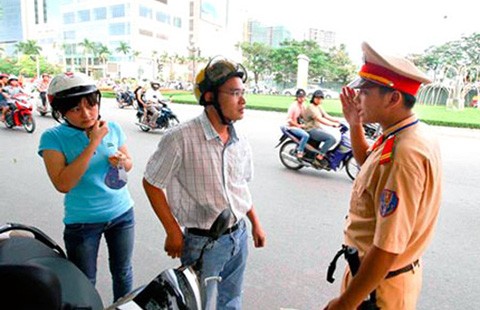 Tăng mức xử phạt giao thông: E ngại tính khả thi