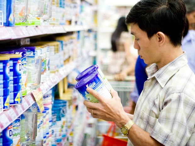 Bộ Tài chính lên tiếng vụ giá sữa không chịu giảm