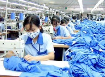 Sáu năm khổ vì kiểm tra hàng may mặc